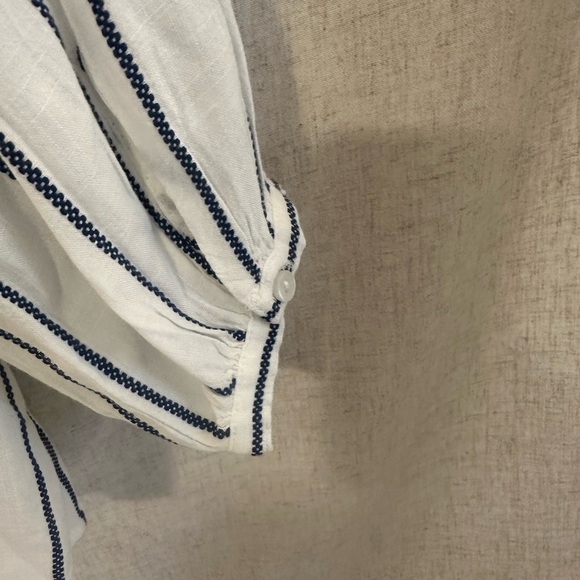 H&M LOGG White Striped V Neck Boho Top Size XS - Picture 5 of 6